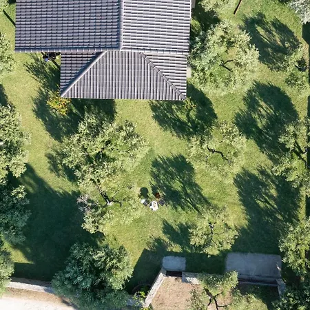 Holiday home Elaion Lithos